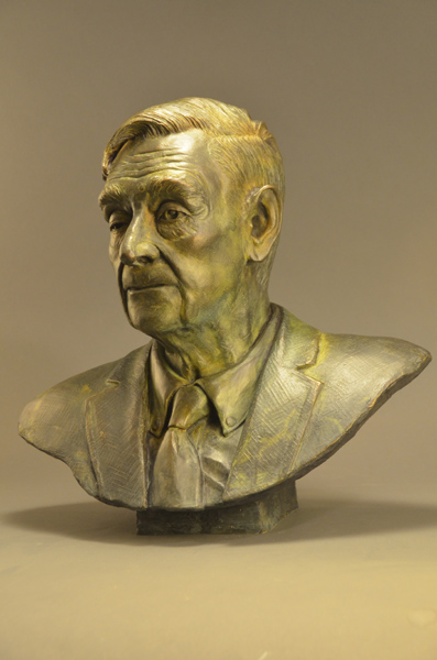 E.O. Wilson Portrait
by Gary Staab, NSS
Bronze
17