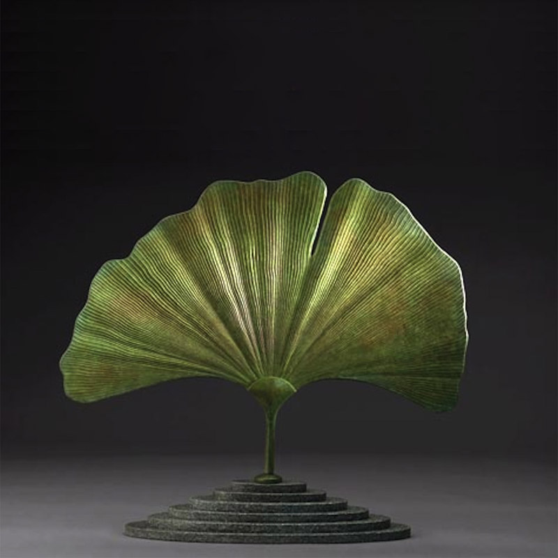 Gingko Leaf
by Andre Harvey, FNSS
Bronze
22
