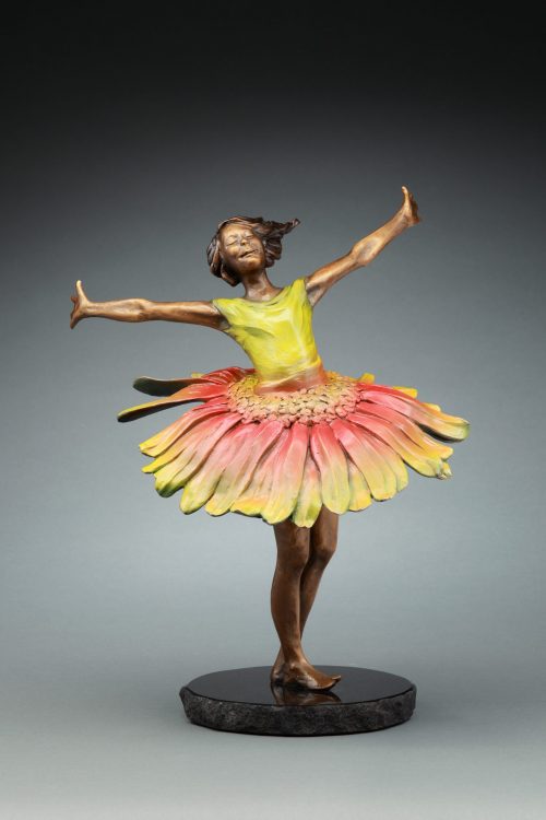 Daisy Dance
by Phyllis Mantik de Quevedo